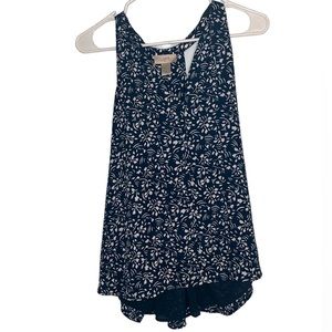 Women’s Loft Green with White florals v-neck sleeveless blouse